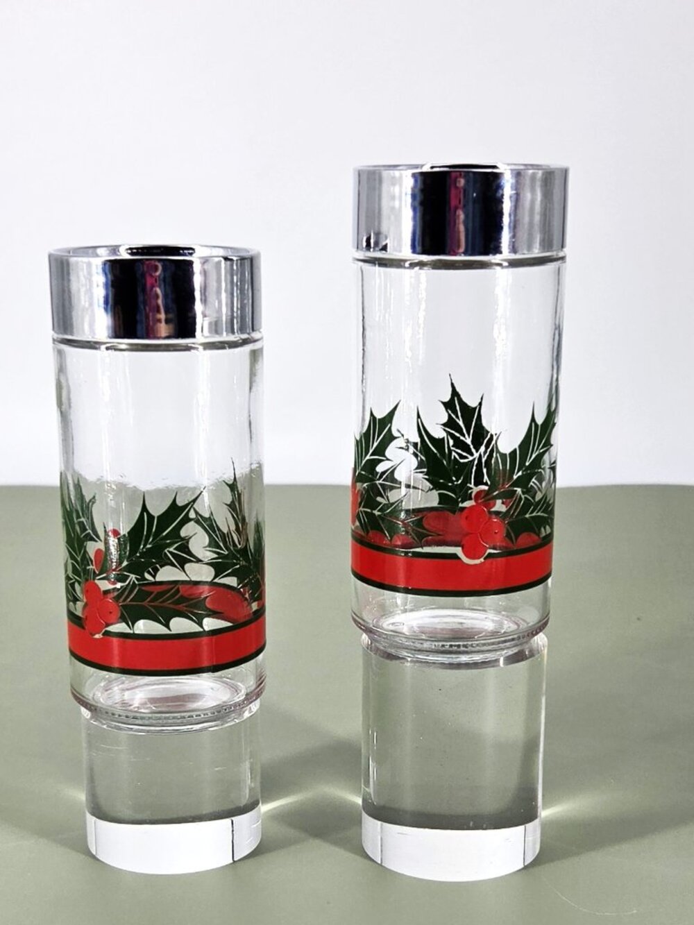 1980s Libbey Canada Set 2 Holly Glass Salt & Pepper Christmas Shakers Holly Red